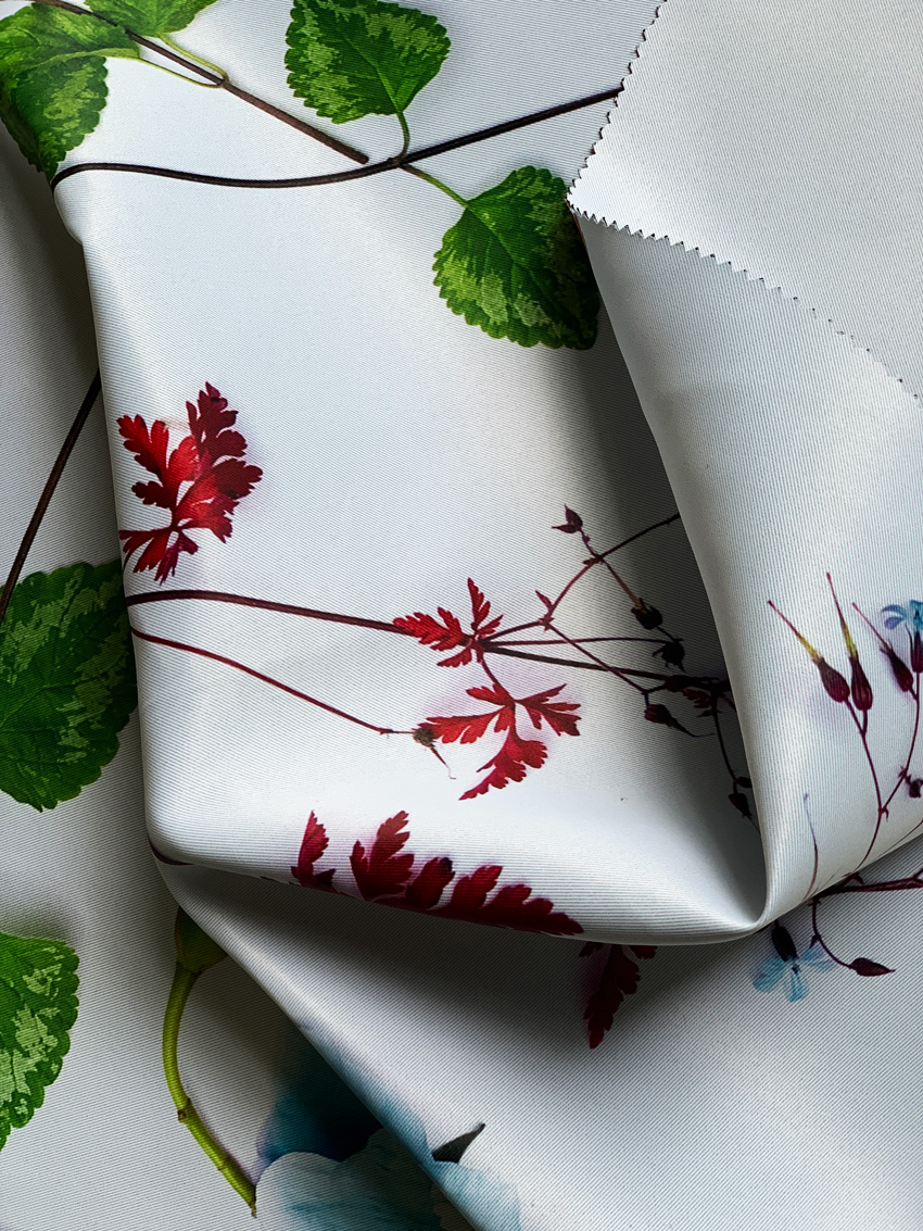 Muurbloem design studio gordijnstoffen collectie flowers + leaves stof marjet detail view