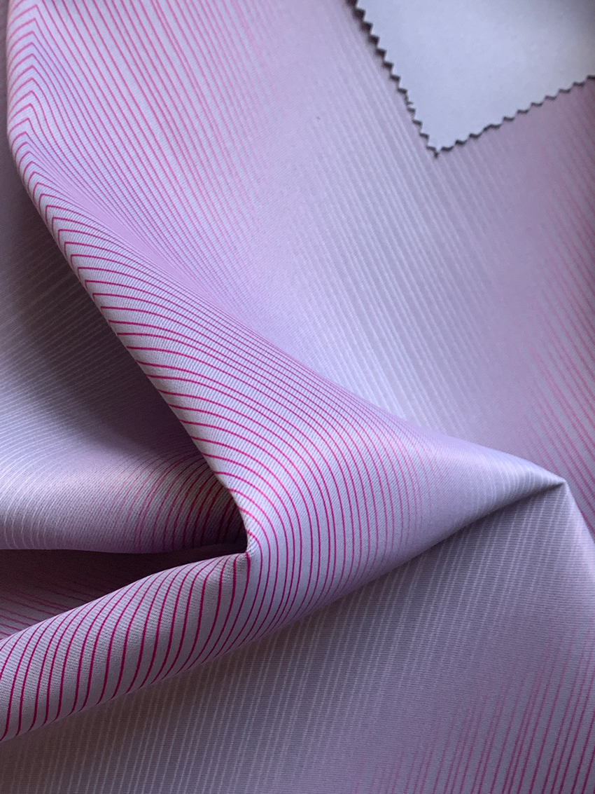 Muurbloem design studio gordijnstoffen collectie curves & stripes stof marjet detail view